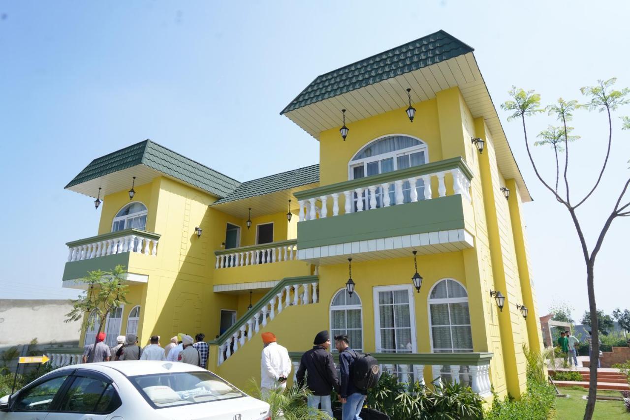 5 States Resort Amritsar Eksteriør billede